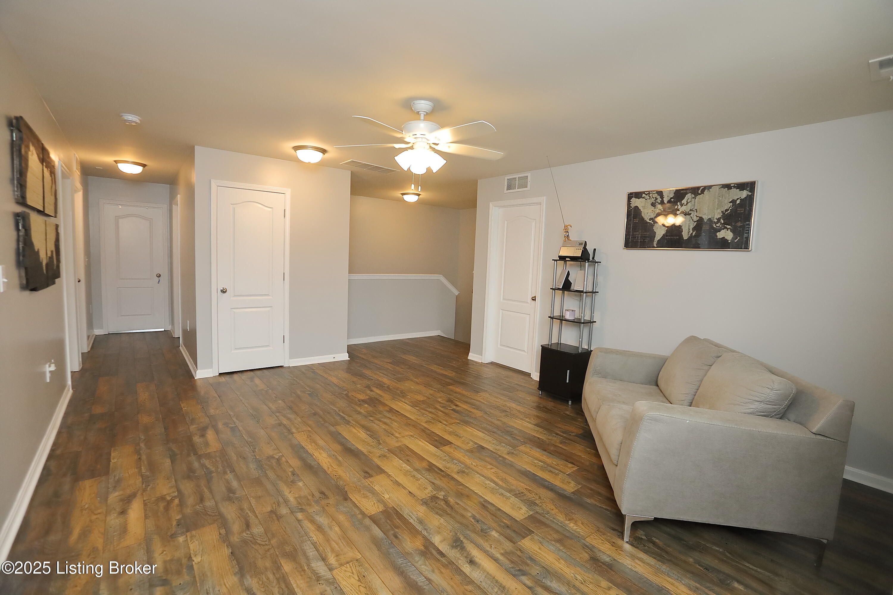 1066 Autumn Crest Ln, Louisville, Pennsylvania image 27
