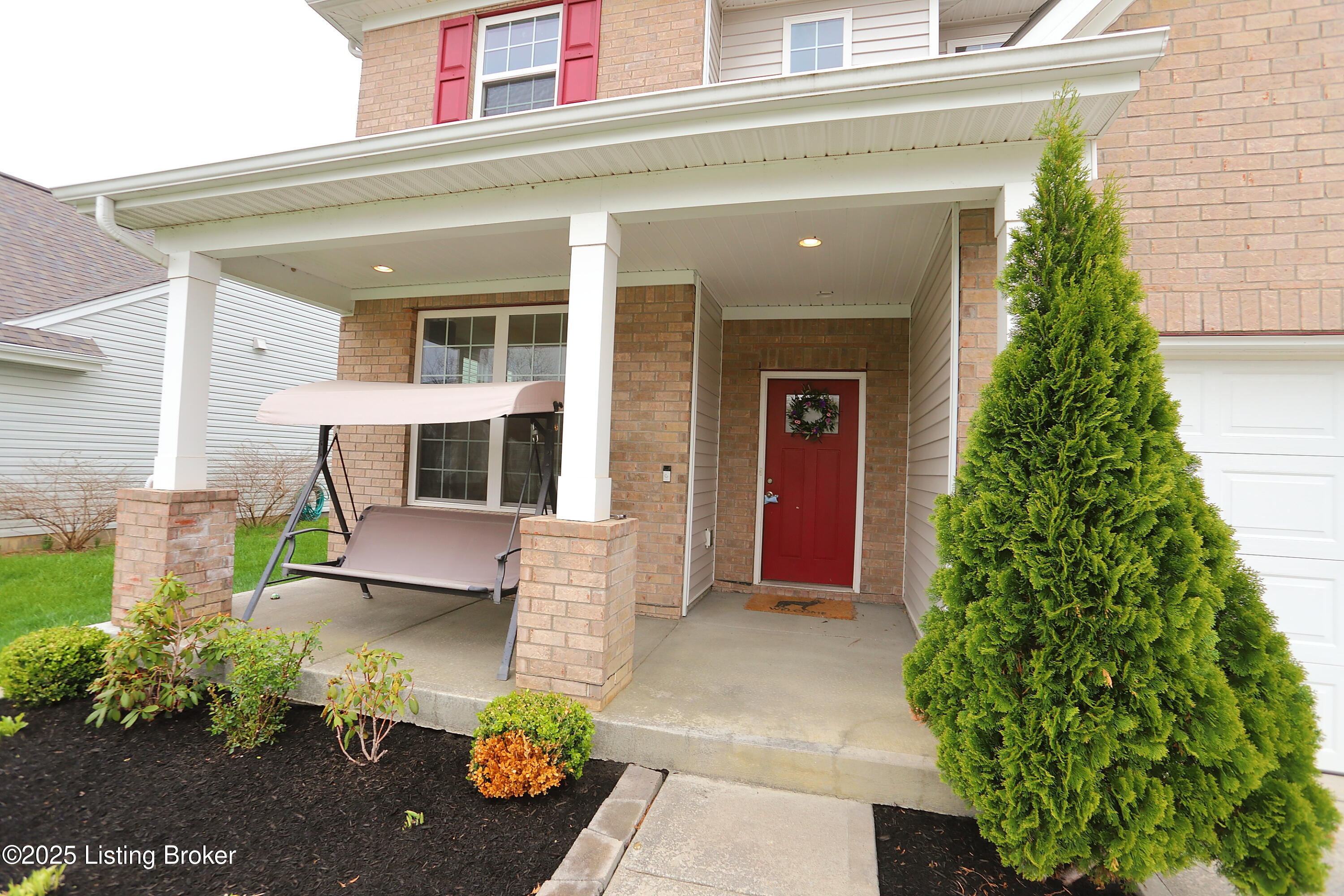 1066 Autumn Crest Ln, Louisville, Pennsylvania image 5
