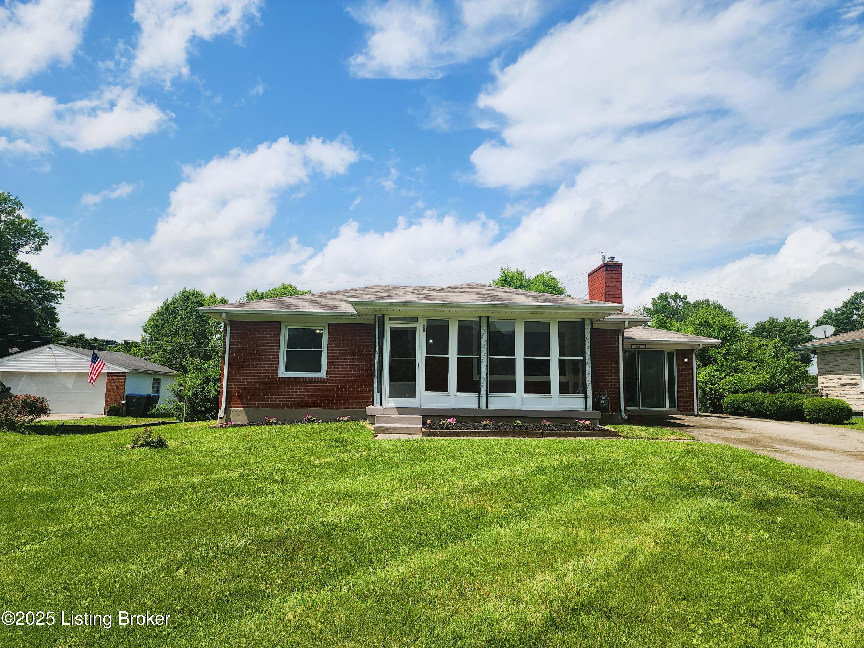3906 Valley Station Rd, Louisville, Kentucky image 41