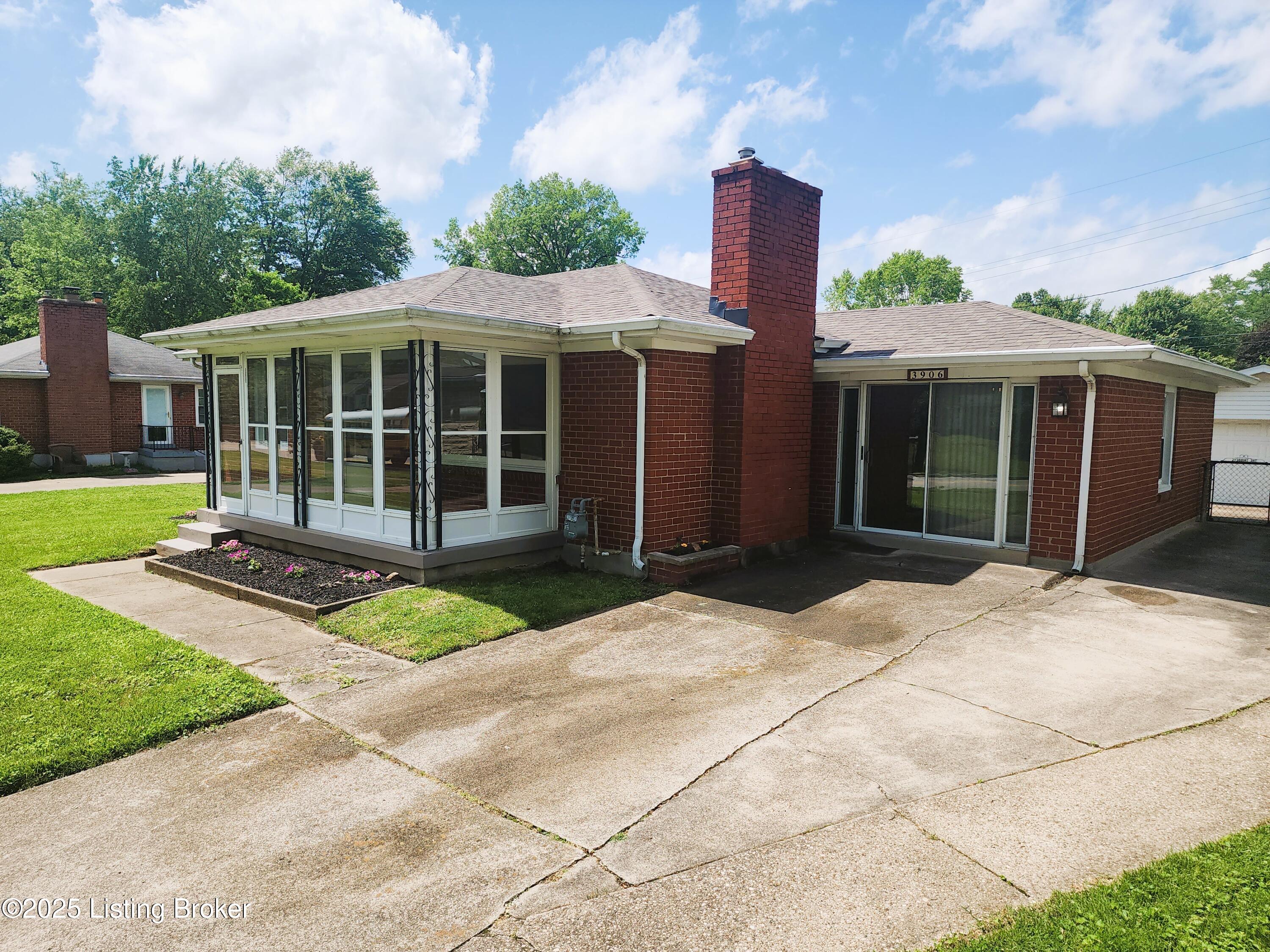 3906 Valley Station Rd, Louisville, Kentucky image 43