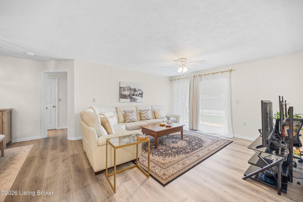 Photo of 10401 Trotters Pointe Dr #103, Louisville, KY 40241 (MLS # 1727936)