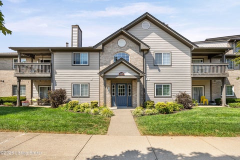 Condo For Sale - 10401 Trotters Pointe Dr #103<br/> Jefferson County, Louisville, KY 40241