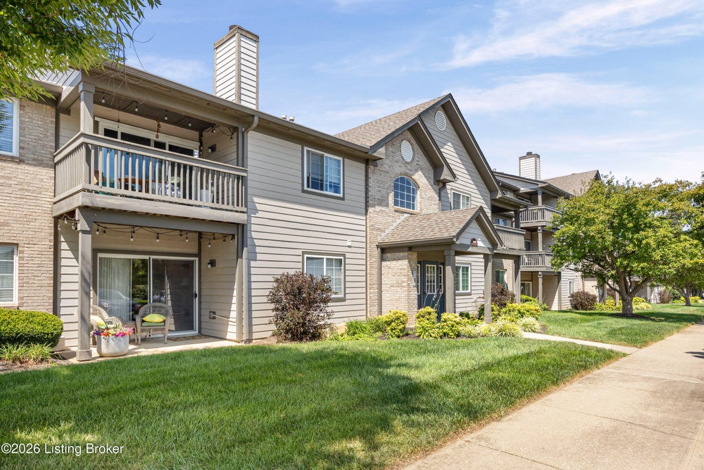 Photo of 10401 Trotters Pointe Dr #103, Louisville, KY 40241 (MLS # 1727936)