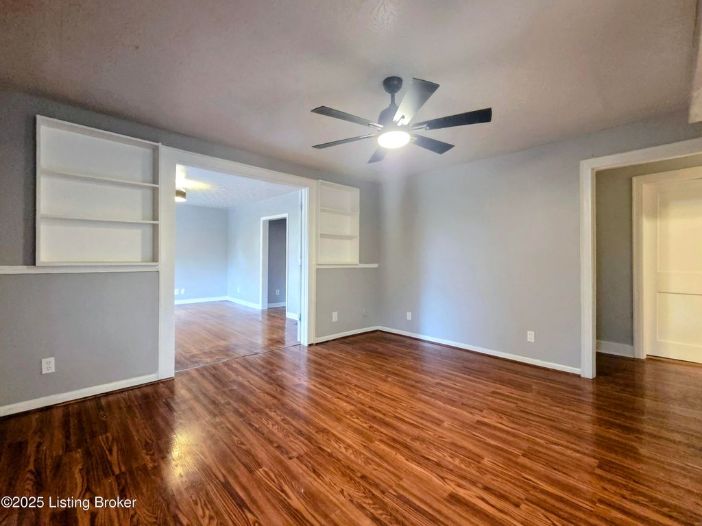 Photo of 7008 Homestead Dr, Louisville, KY 40214 (MLS # 1704088)