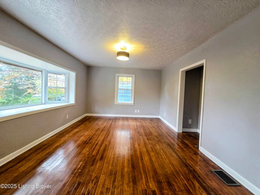 Photo of 7008 Homestead Dr, Louisville, KY 40214 (MLS # 1704088)