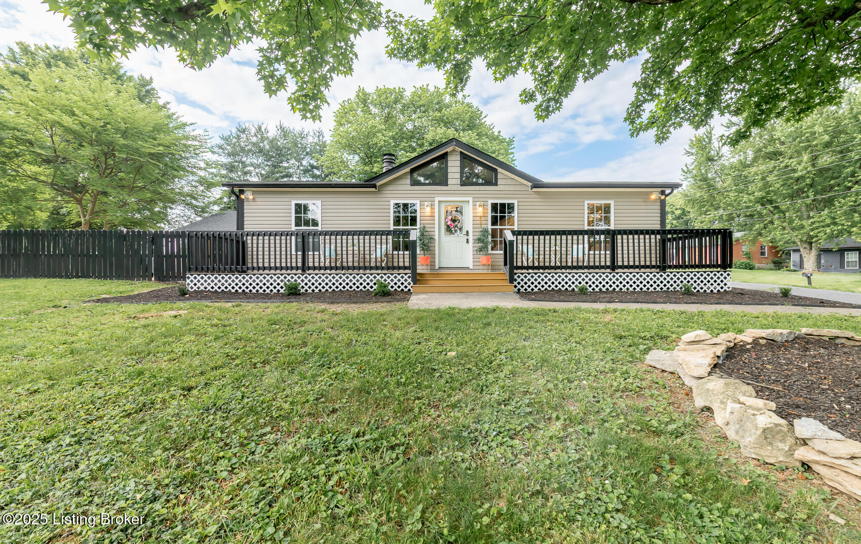 905 Trout Ln, Shelbyville, Kentucky image 1
