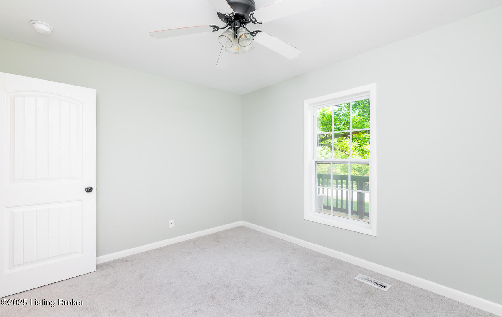 905 Trout Ln, Shelbyville, Kentucky image 48