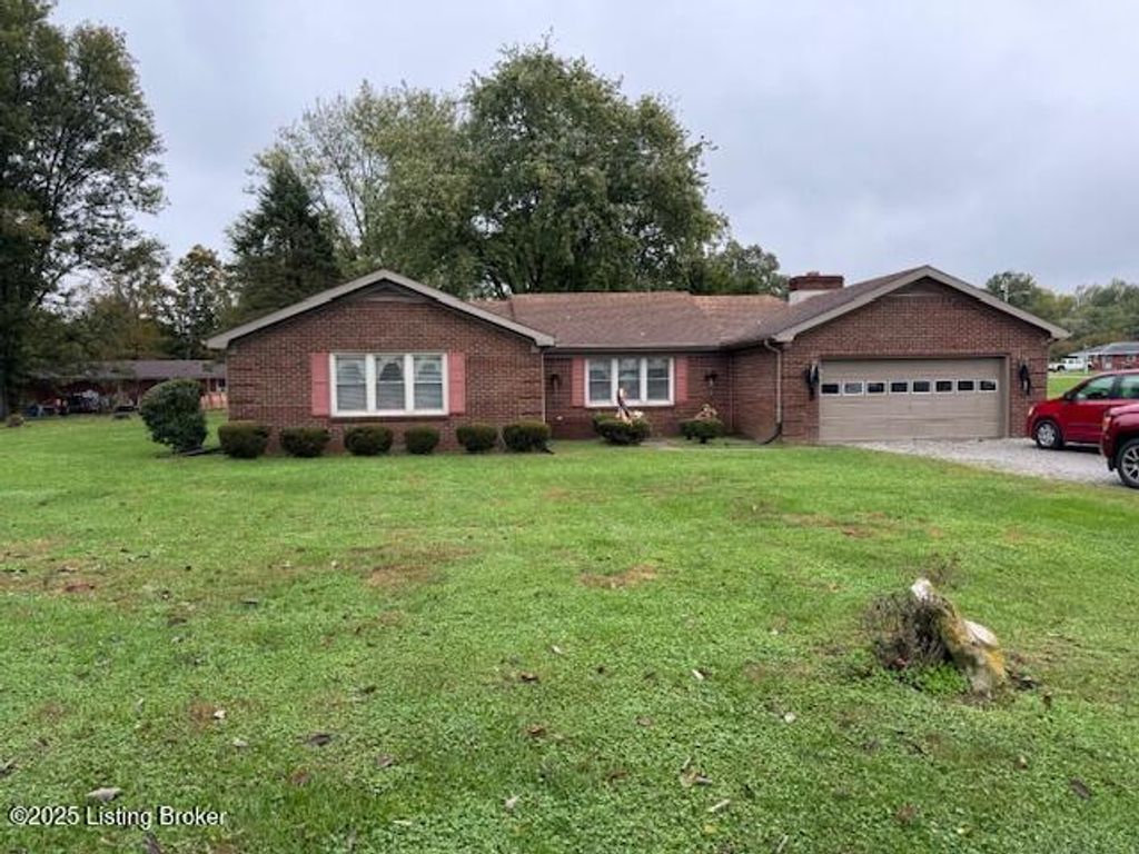 Photo of 22 Fairview Circle Dr, Bedford, KY 40006 (MLS # 1701999)
