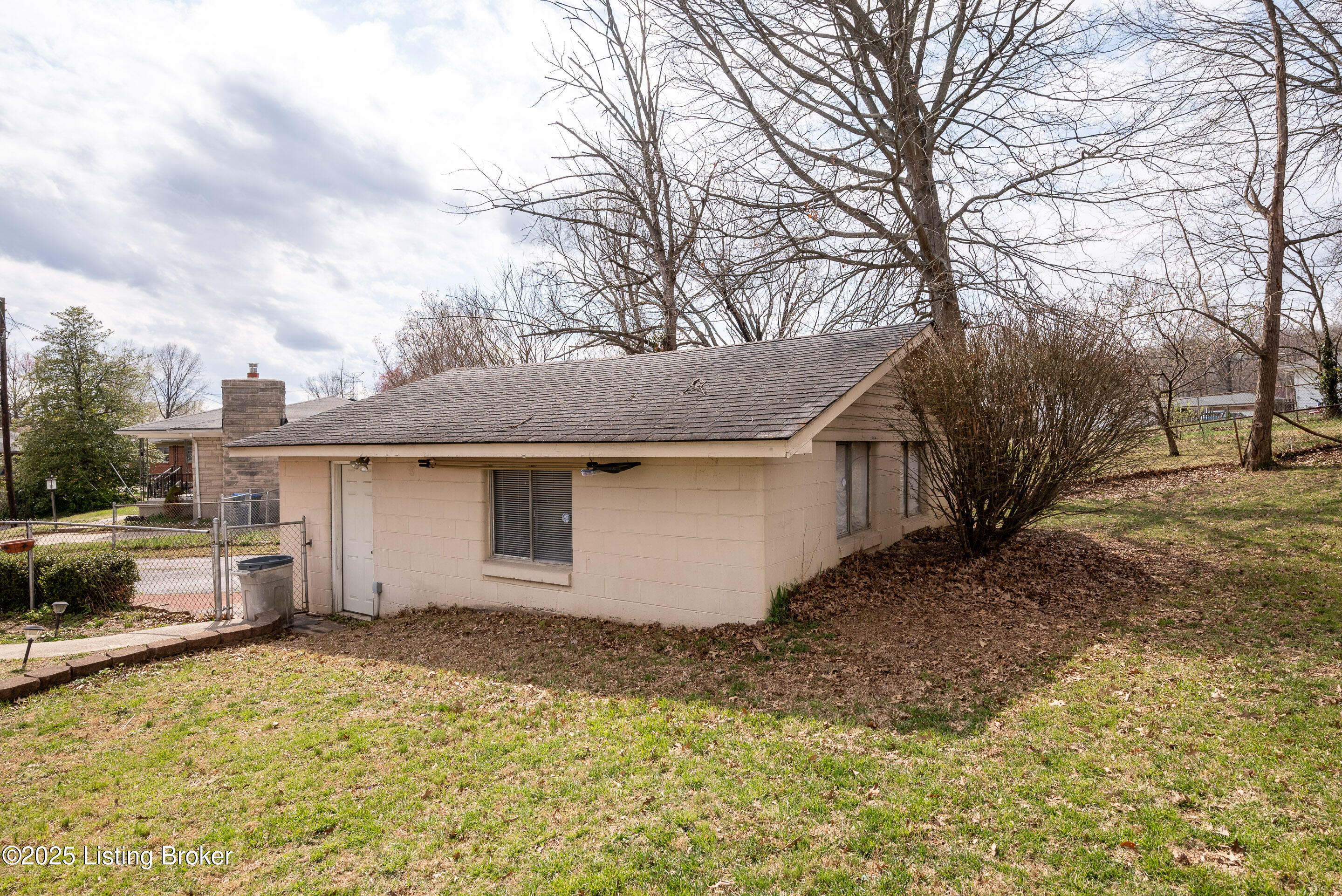 303 Appomattox Rd, Louisville, Pennsylvania image 27