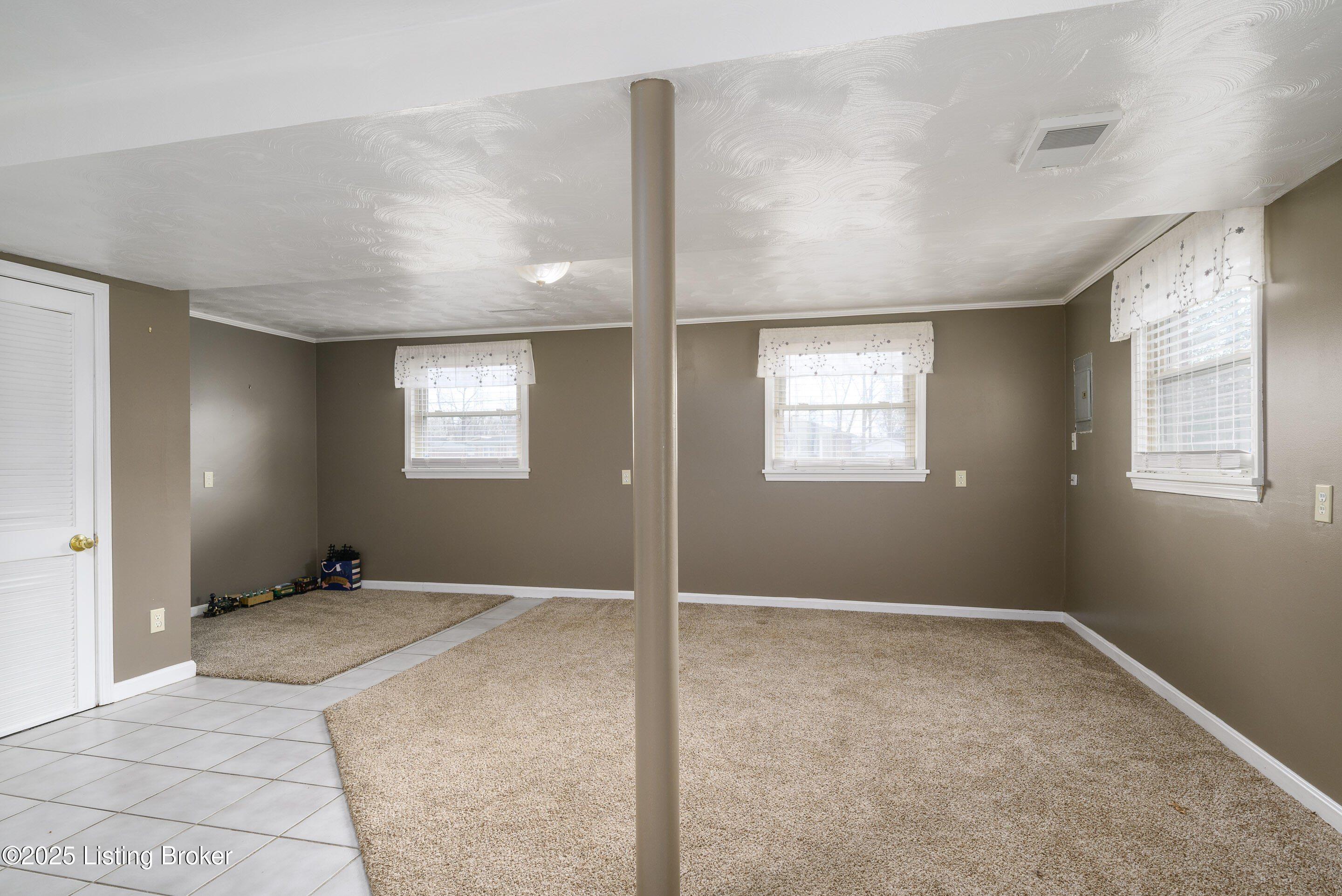 303 Appomattox Rd, Louisville, Pennsylvania image 20