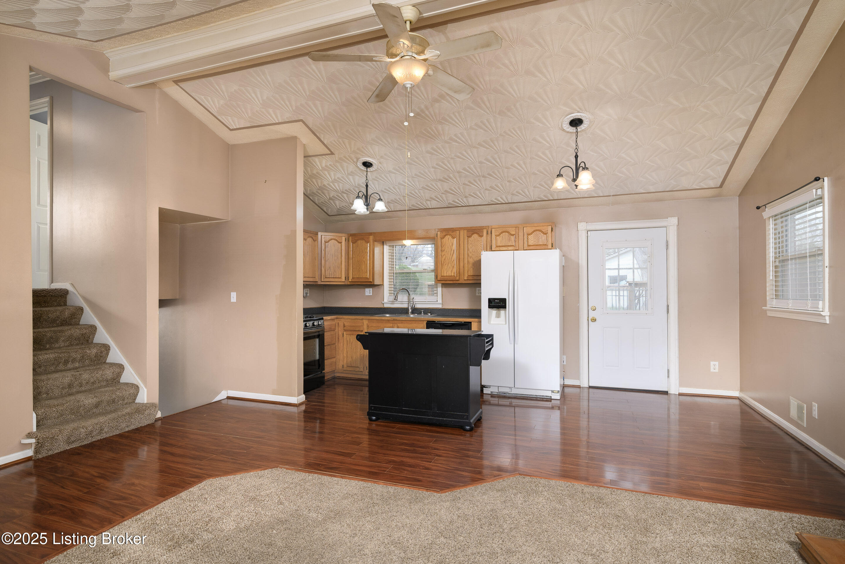 303 Appomattox Rd, Louisville, Pennsylvania image 9