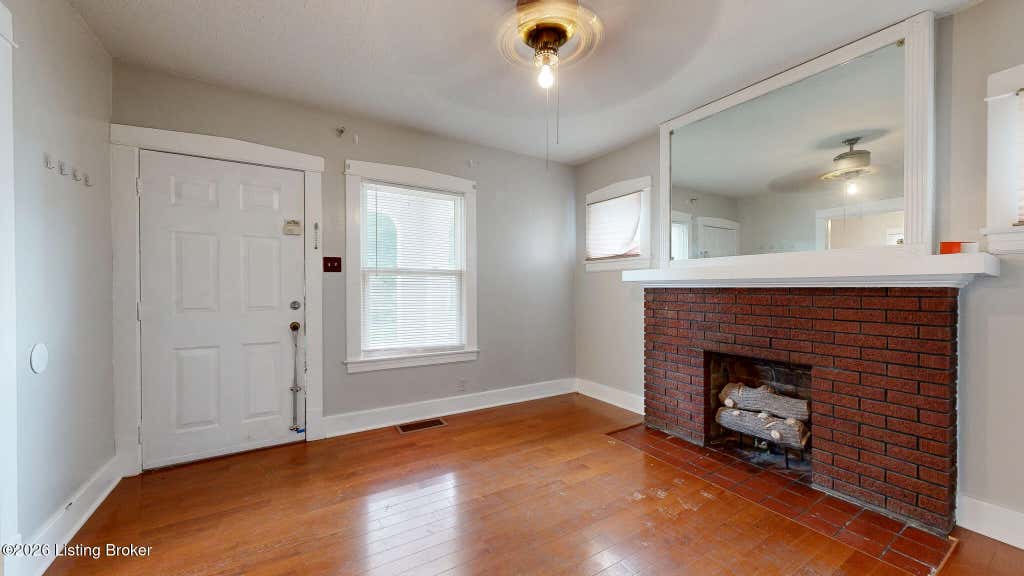 Photo of 640 Ervay Ave, Louisville, KY 40217 (MLS # 1725876)