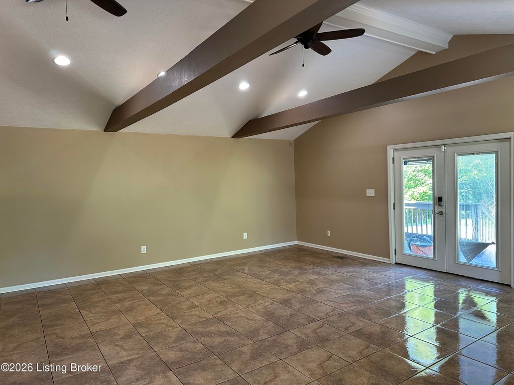 Photo of 400 Glengarry Dr, Louisville, KY 40118 (MLS # 1716822)