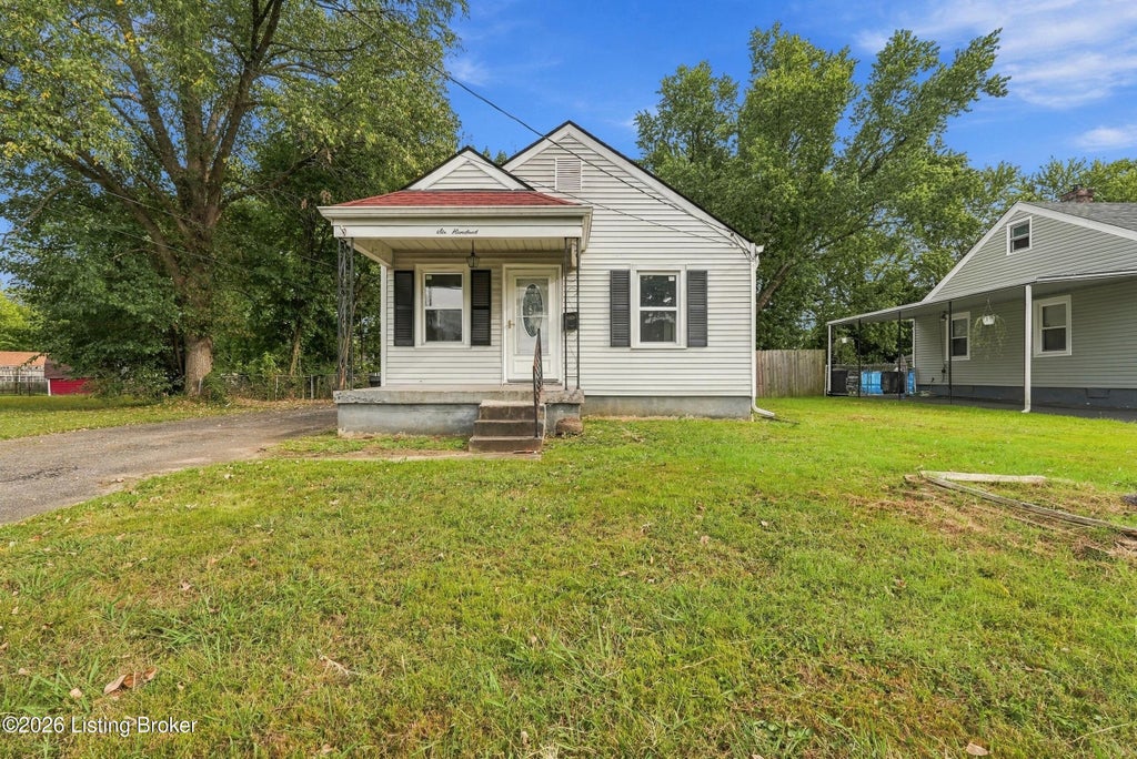 Photo of 600 Gheens Ave, Louisville, KY 40214 (MLS # 1731847)