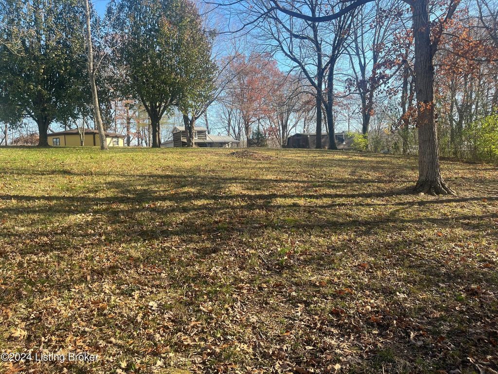 Photo of Lot100-104 Cannons Point Ln, McDaniels, KY 40152 (MLS # 1705387)