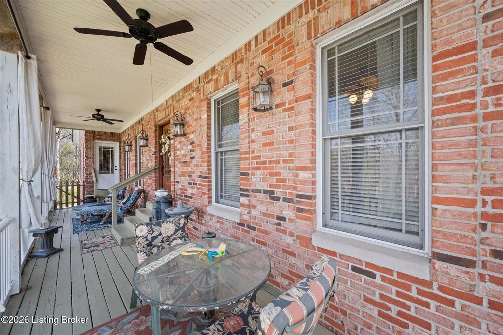 Photo of 418 Hoagland Hill Rd, Mt Washington, KY 40047 (MLS # 1714920)