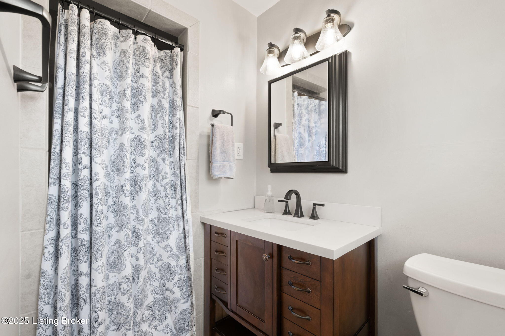 6925 Peppermill Ln, Louisville, Kentucky image 35