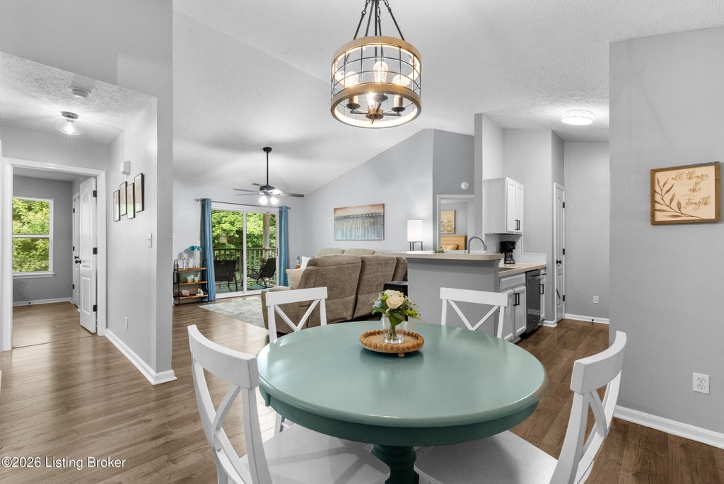 Photo of 9208 Hawthorne Pointe Dr #203, Louisville, KY 40272 (MLS # 1724880)