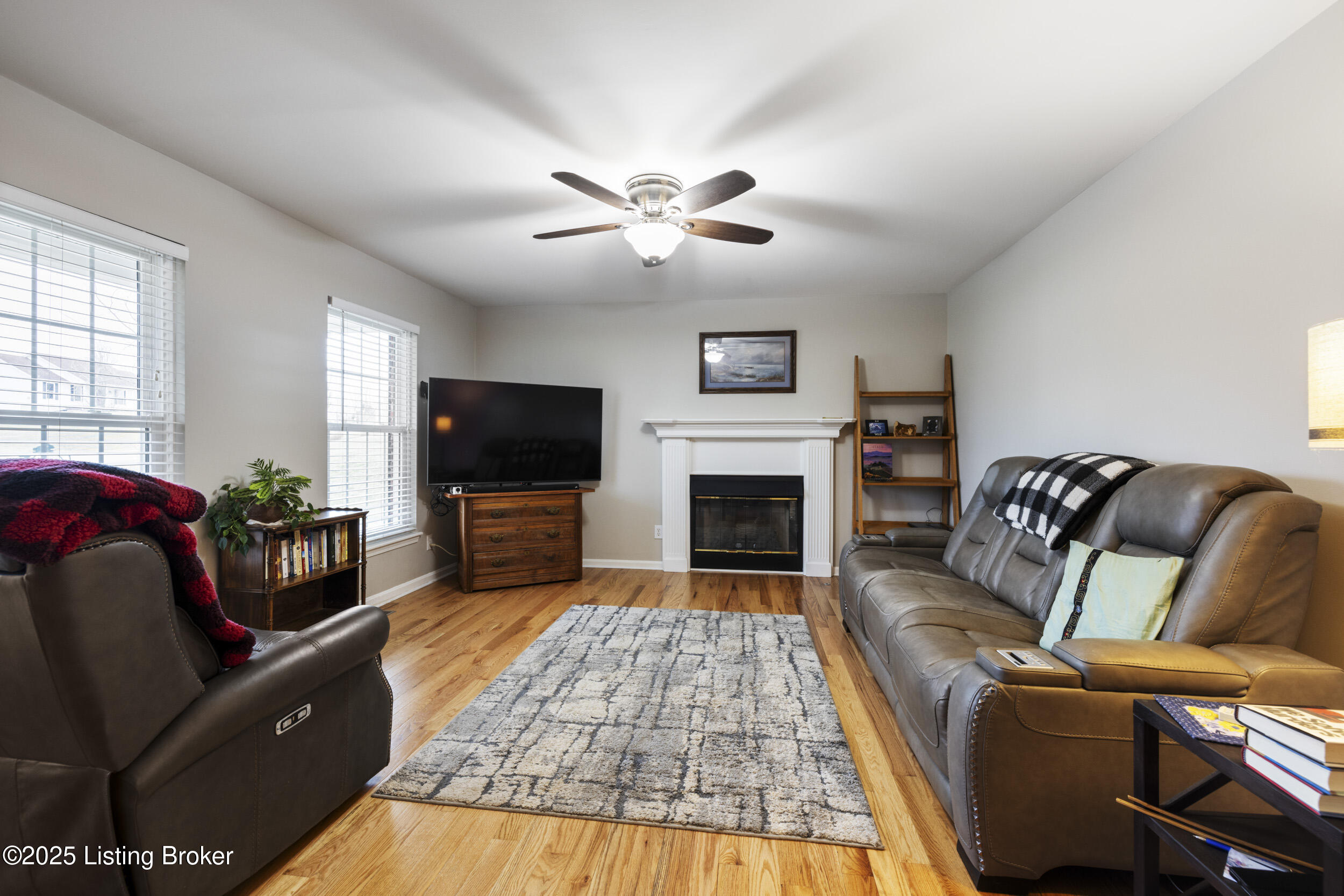 4703 Lost Valley Dr, Crestwood, Kentucky image 3