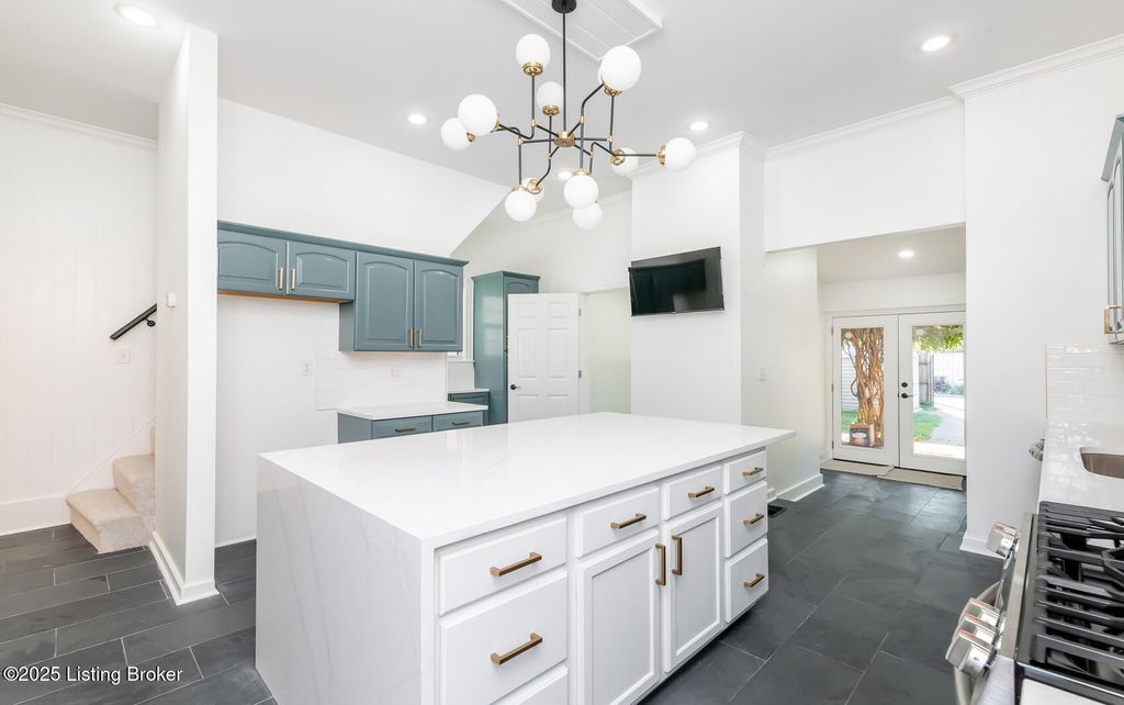 Photo of 245 Pope St, Louisville, KY 40206 (MLS # 1703508)