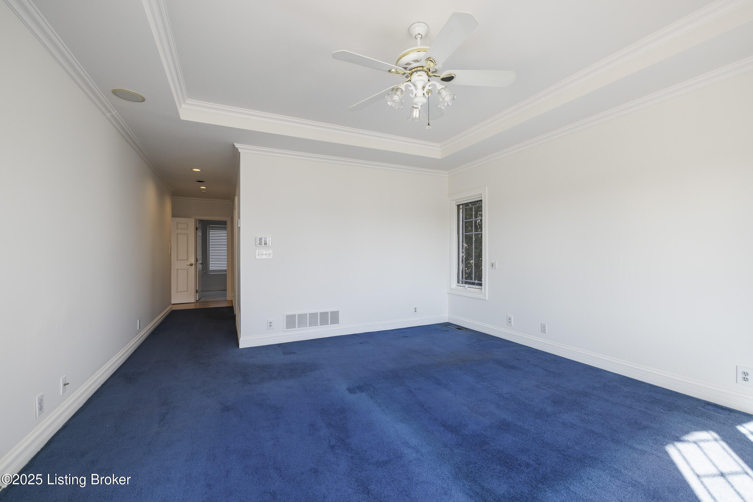 1317 Isleworth Dr, Louisville, Kentucky image 28