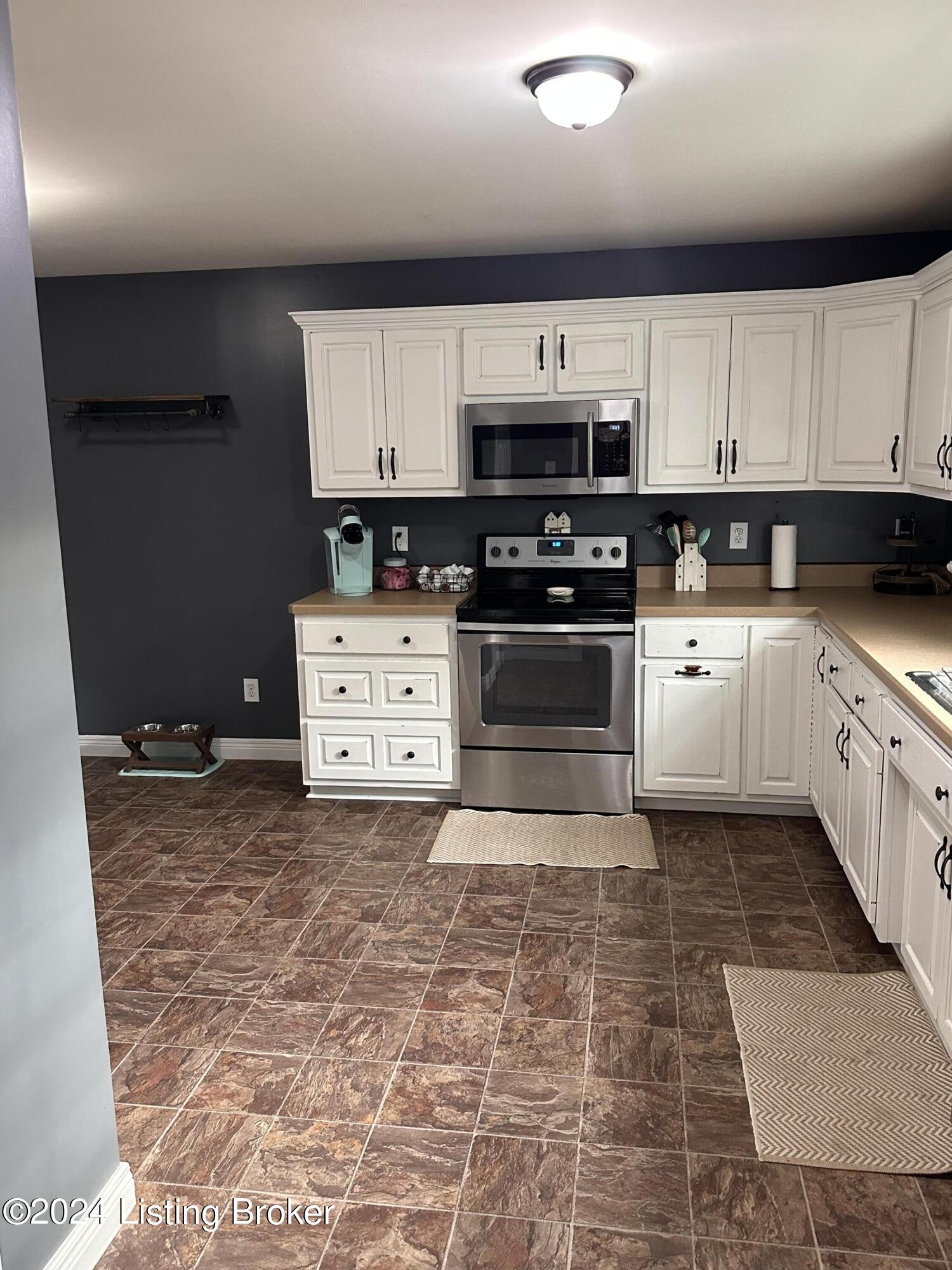 2920 Nat Rogers Rd, Boston, Kentucky image 5