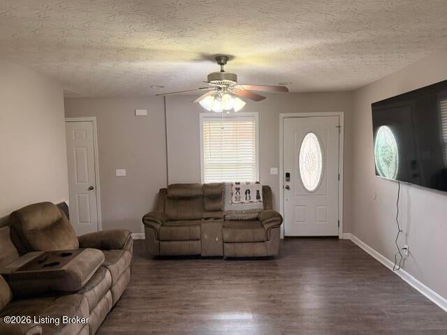 Photo of 130 Twin Lakes Dr #A, Vine Grove, KY 40175 (MLS # 1725033)