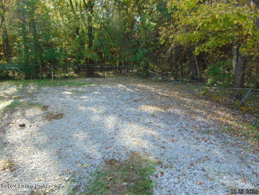 825 W Blue Lick Rd, Shepherdsville, Kentucky image 14