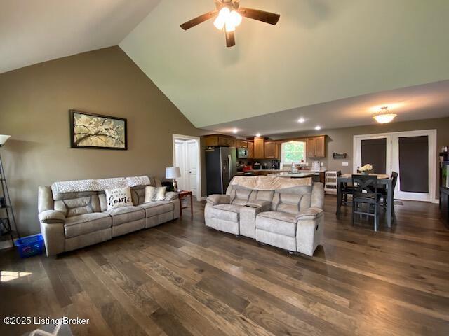 112 Rockton Ct, Coxs Creek, Pennsylvania image 2