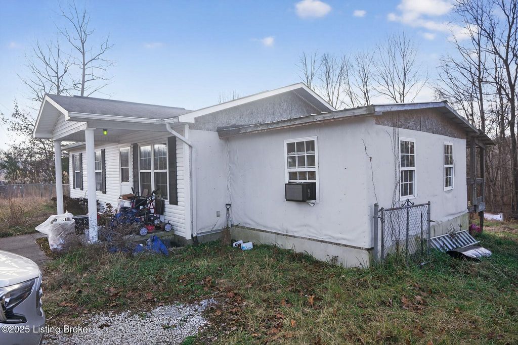 Photo of 247 Welchburg Estates Rd, Annville, KY 40402 (MLS # 1706322)