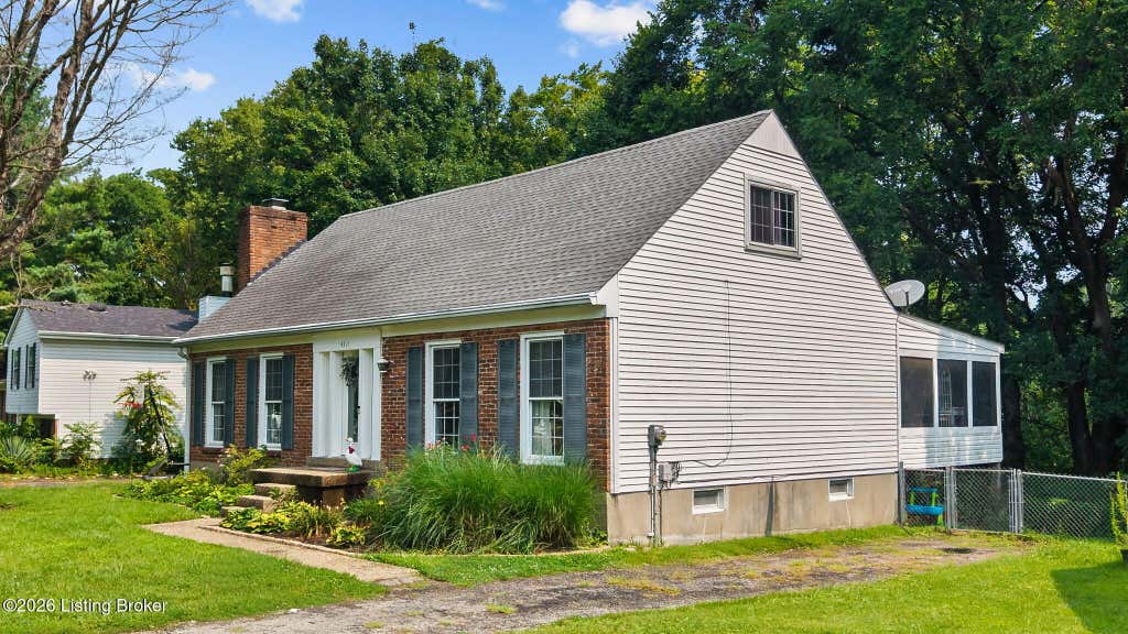 Photo of 4311 Accomack Dr, Louisville, KY 40241 (MLS # 1726536)