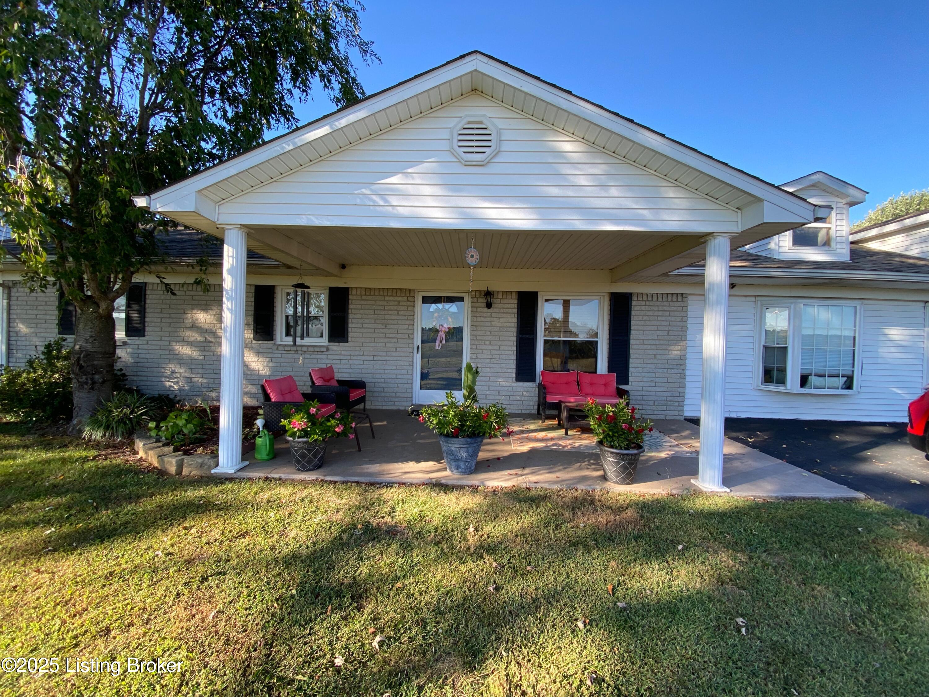 128 Sinking Creek Ln, Irvington, Kentucky image 1