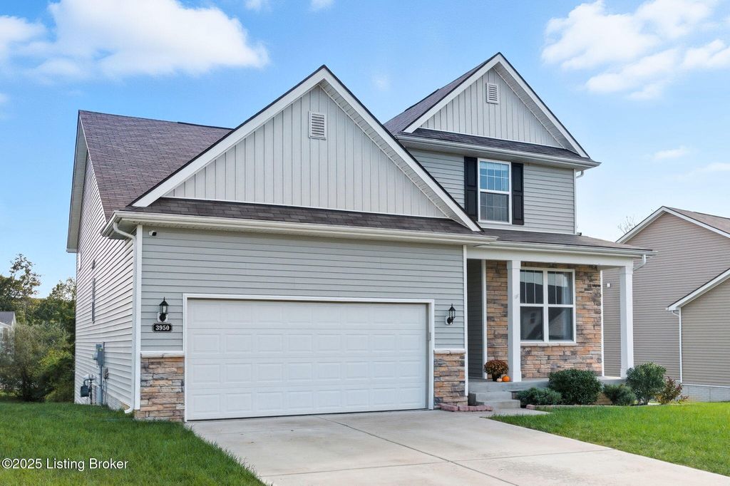 Photo of 3950 Creek Meadow Dr, La Grange, KY 40031 (MLS # 1699742)
