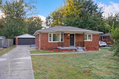 Photo of 4313 Lynnview Dr, Louisville, KY 40216 (MLS # 1731459)