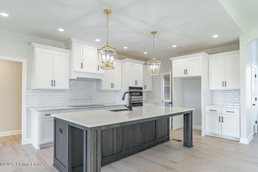 Photo of 119 Dalton Dr, Fisherville, KY 40023 (MLS # 1714374)