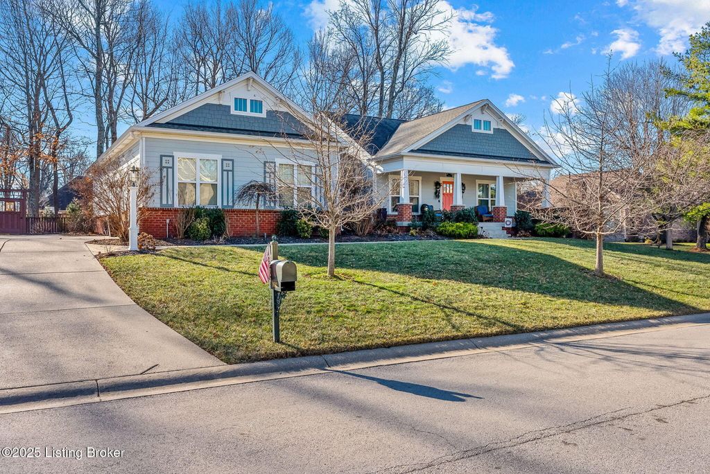 Photo of 9602 Dabney Carr Dr, Louisville, KY 40299 (MLS # 1705924)