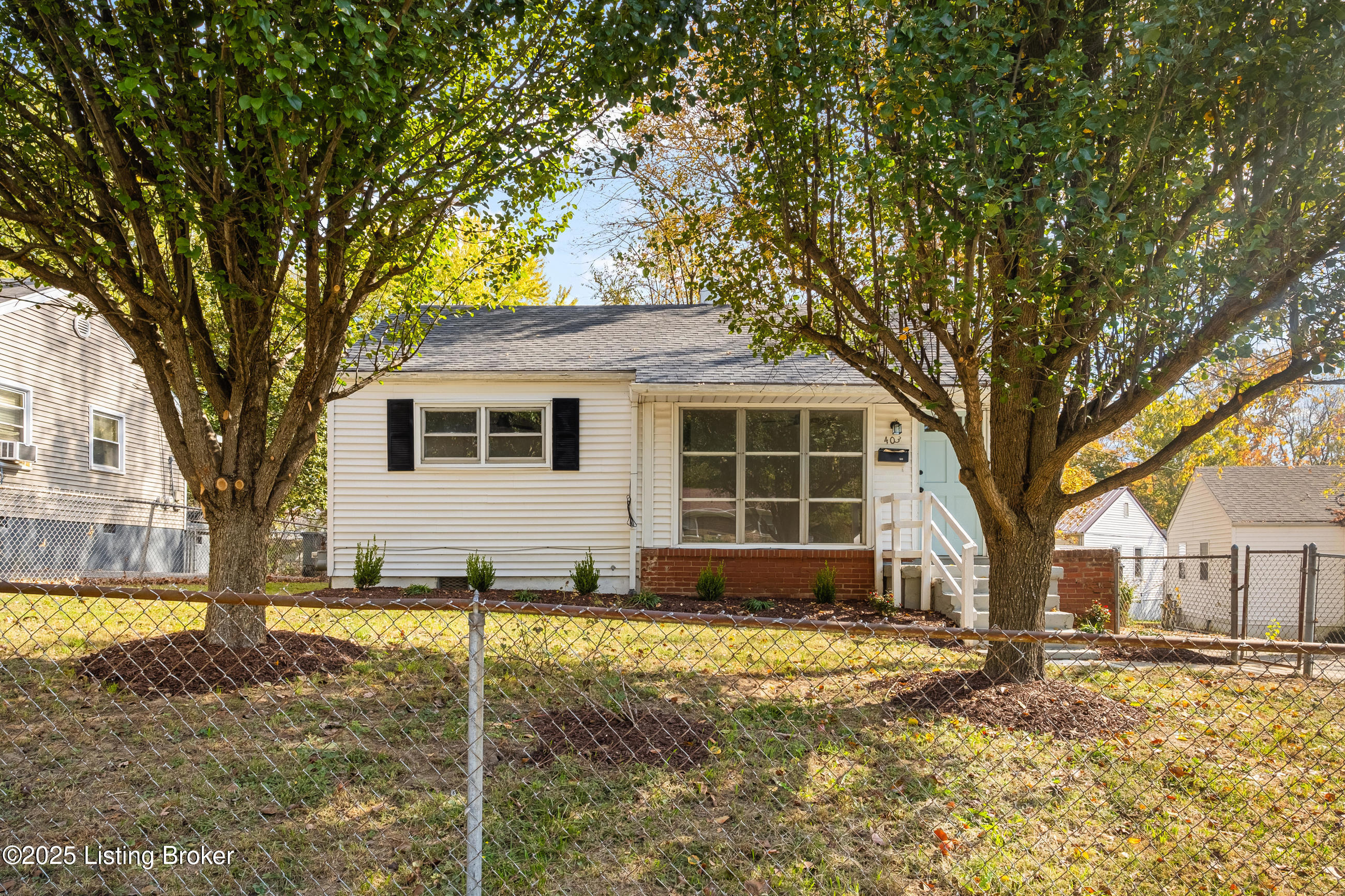 403 Village Dr, Elizabethtown, Pennsylvania image 2