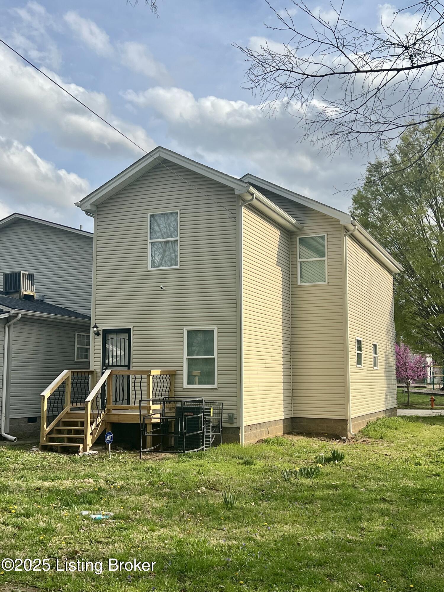 2223 Cedar St, Louisville, Kentucky image 6
