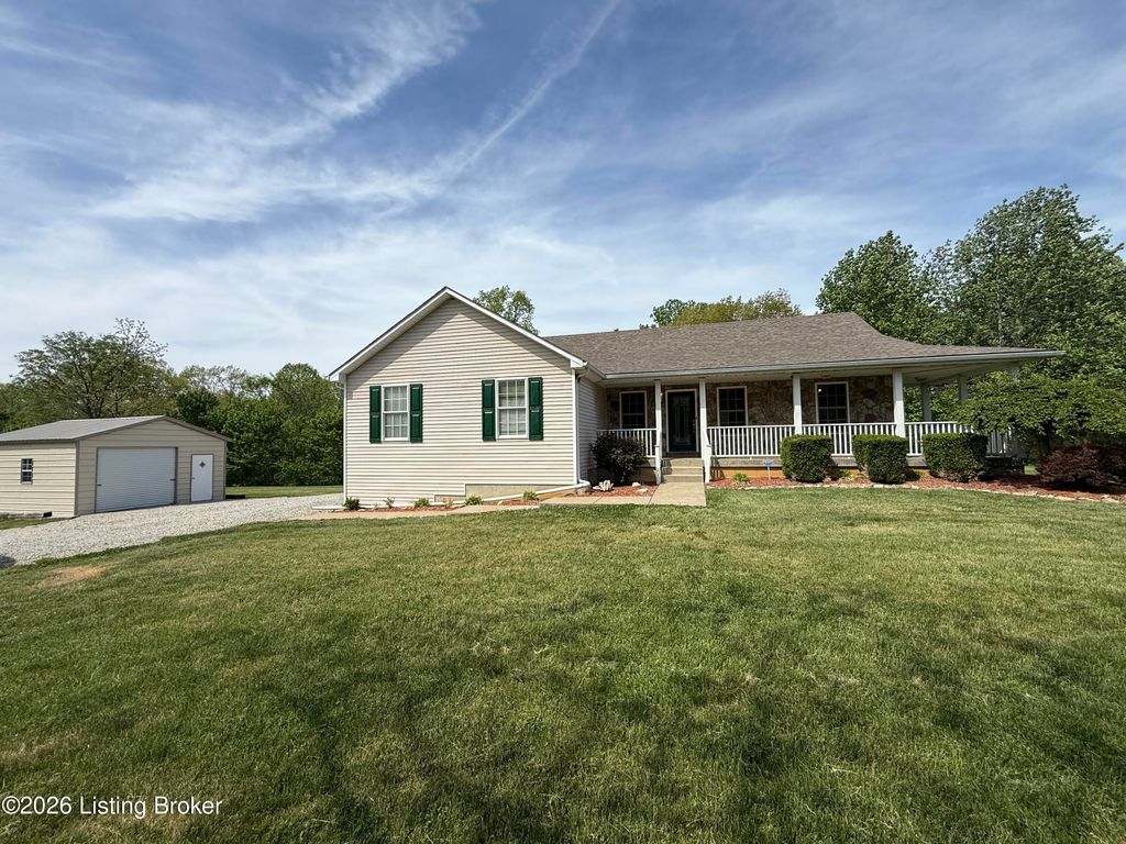Photo of 440 Stoney Ln, Taylorsville, KY 40071 (MLS # 1716107)