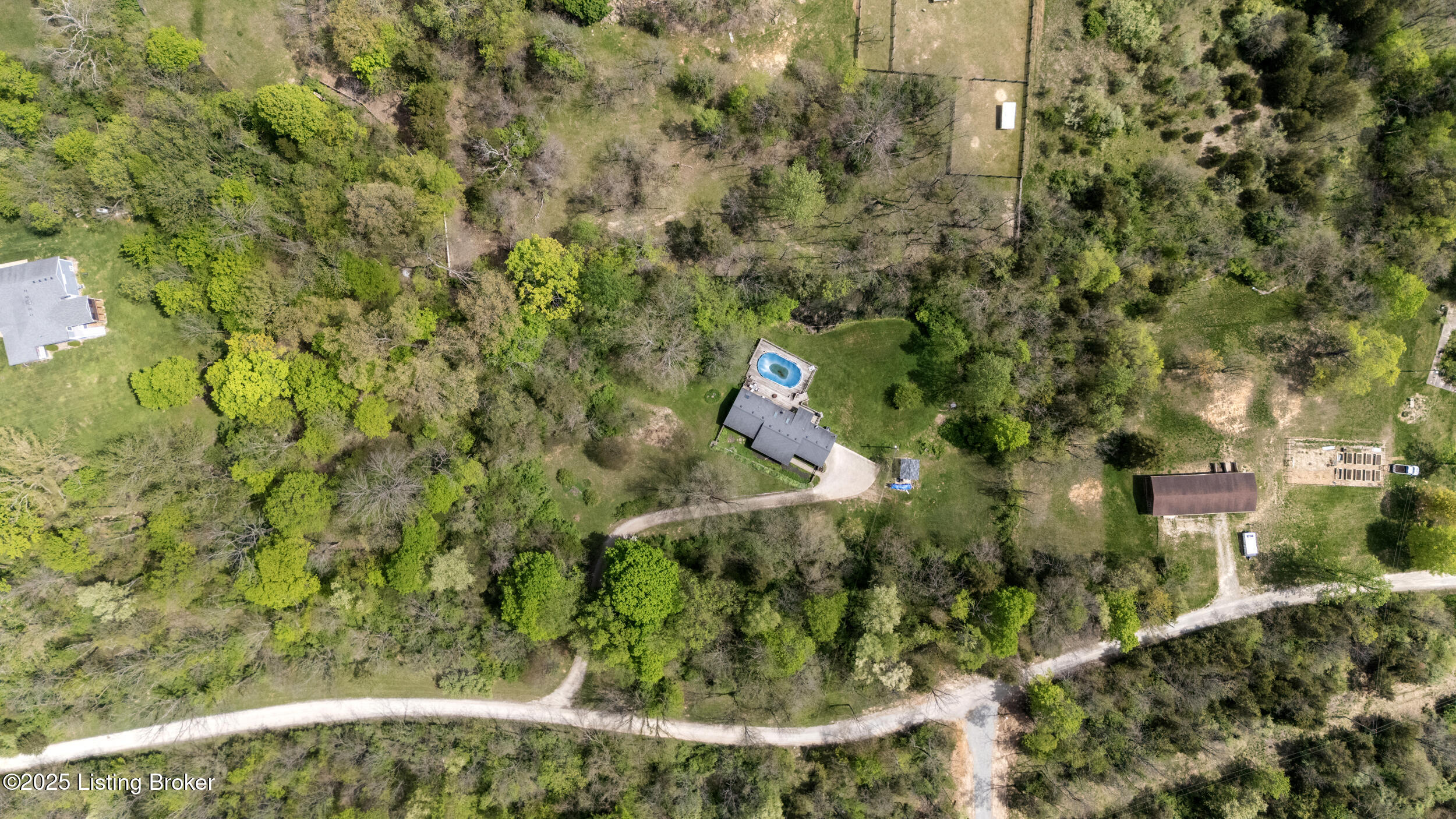 5950 Old Lagrange Rd, Crestwood, Pennsylvania image 11