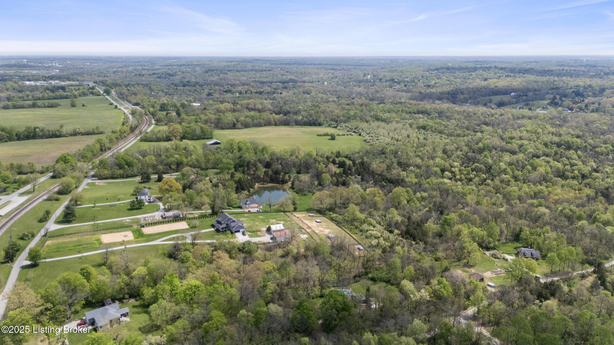 5950 Old Lagrange Rd, Crestwood, Pennsylvania image 12