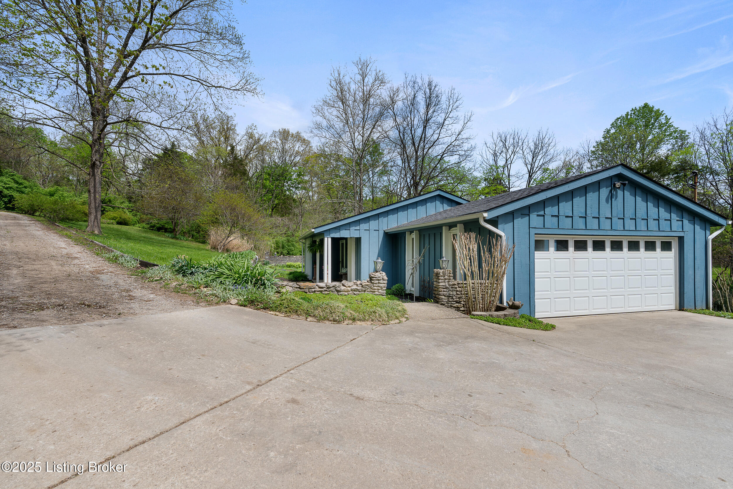 5950 Old Lagrange Rd, Crestwood, Pennsylvania image 8