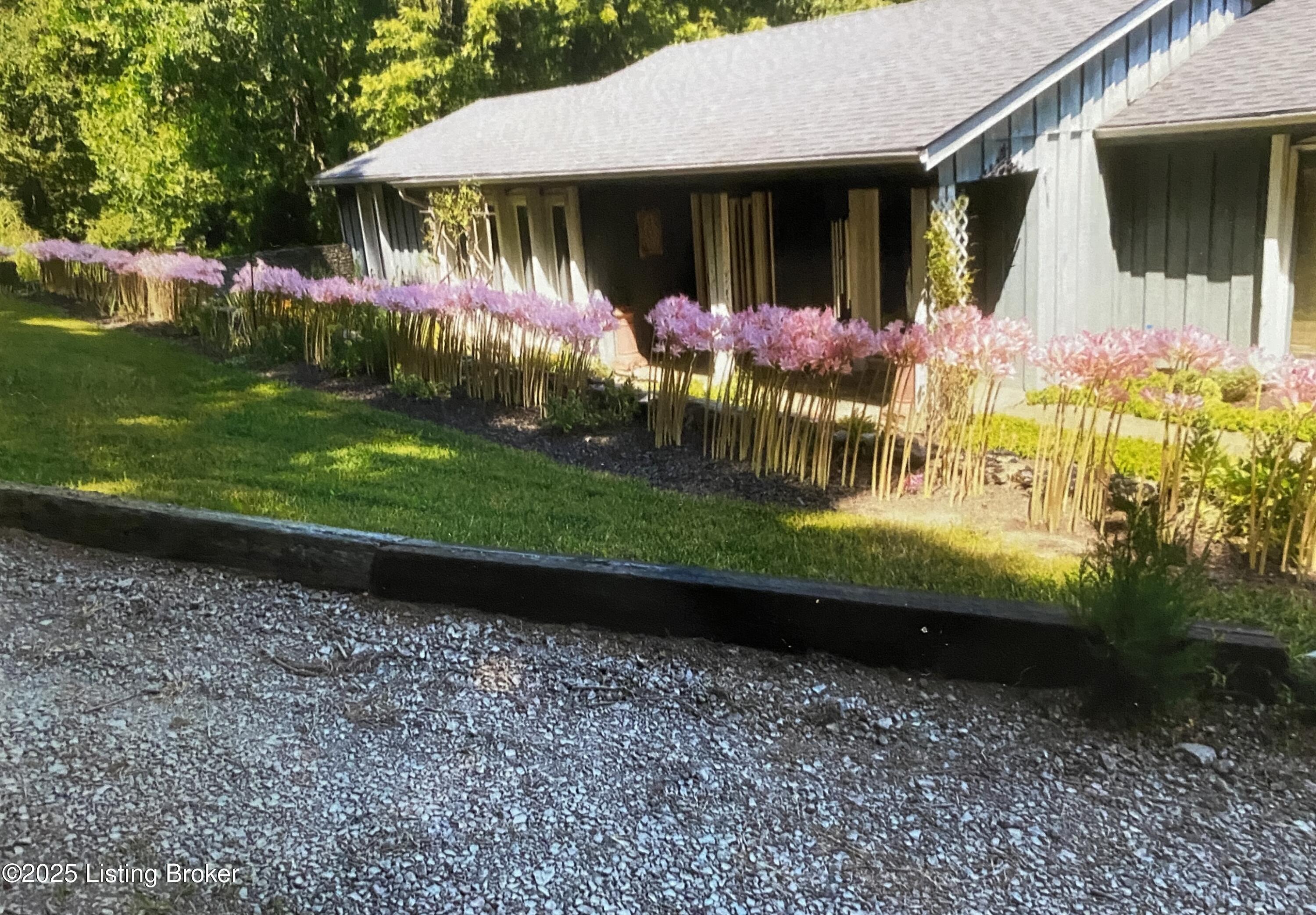 5950 Old Lagrange Rd, Crestwood, Pennsylvania image 46