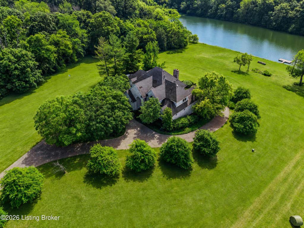 Photo of 510 Crenshaw Ln, Fisherville, KY 40023 (MLS # 1719844)