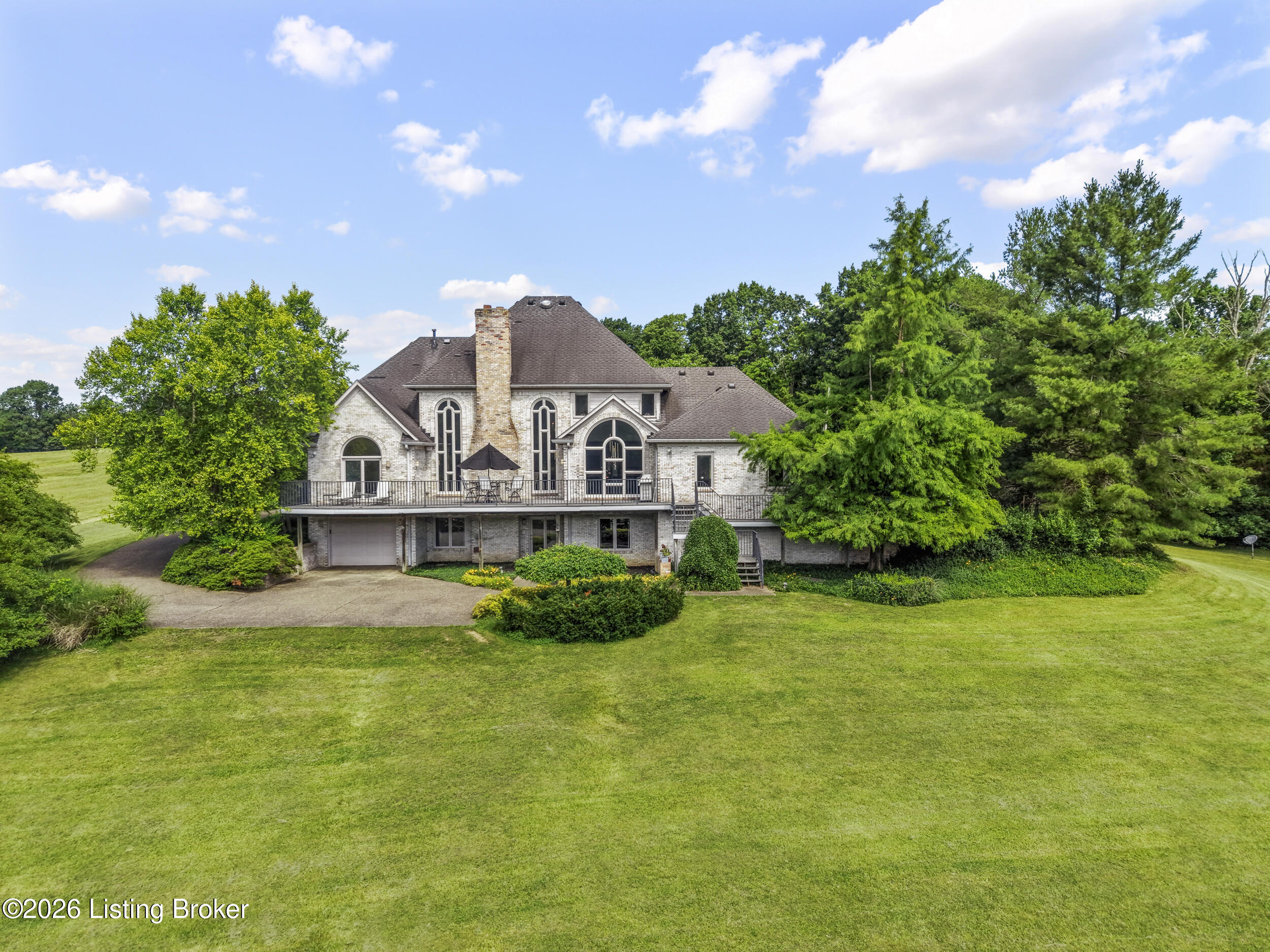 Photo 1 of 130 — 510 Crenshaw Ln, Fisherville, KY 40023