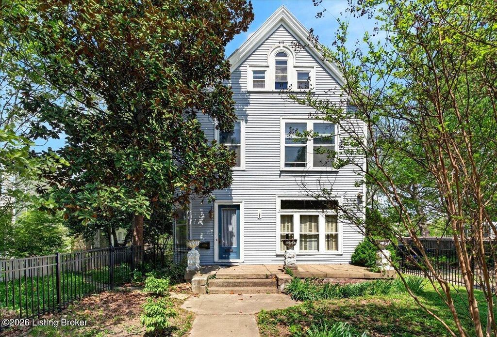 Photo of 227 E Ormsby Ave, Louisville, KY 40203 (MLS # 1714303)