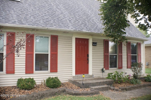 8724 LOCH LEA LN, LOUISVILLE, KY 40299 - Image c9b1e66e2c65fd01fb2f406cee0384dd/1222148676