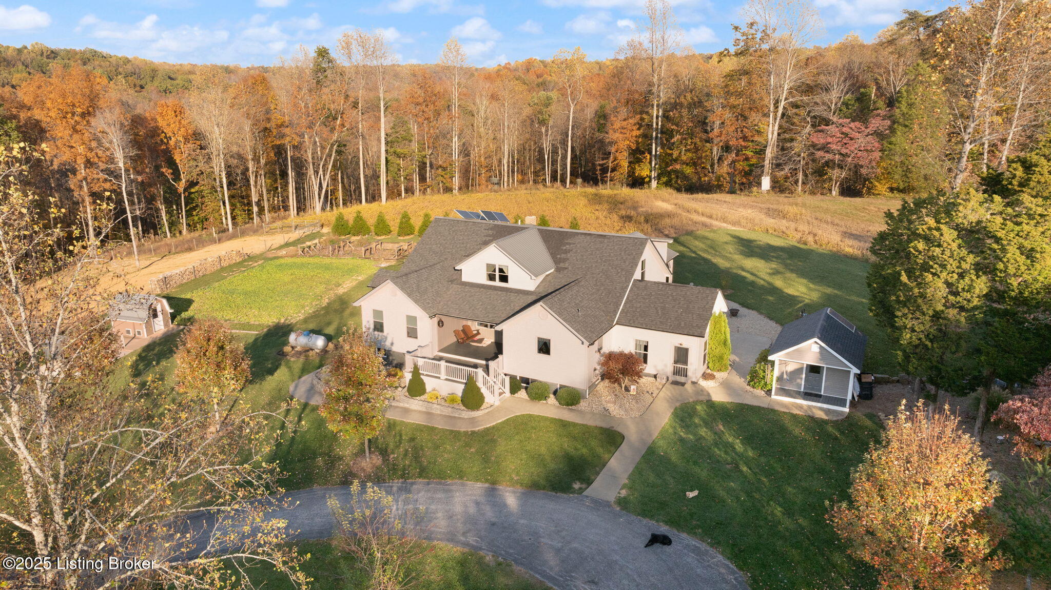 900 Sam Goodman Road Rd, Munfordville, Kentucky image 1