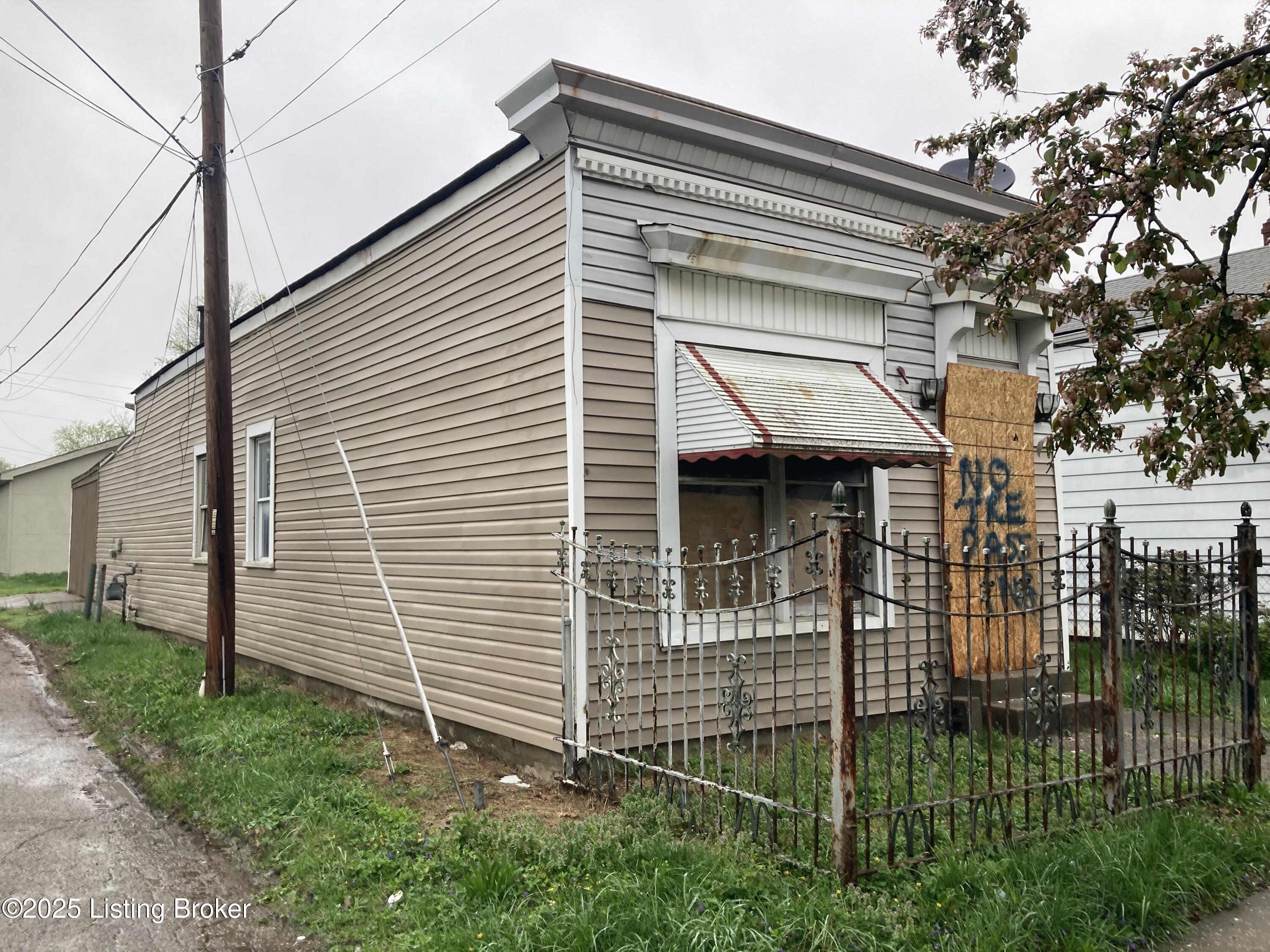 430 N 28th St, Louisville, Kentucky image 2