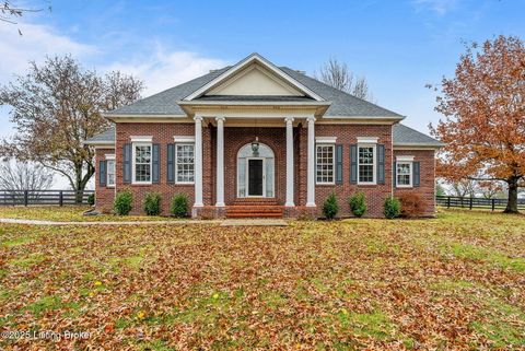 Photo of 1004 Majestic Oaks Way, Simpsonville, KY 40067 (MLS # 1704003)